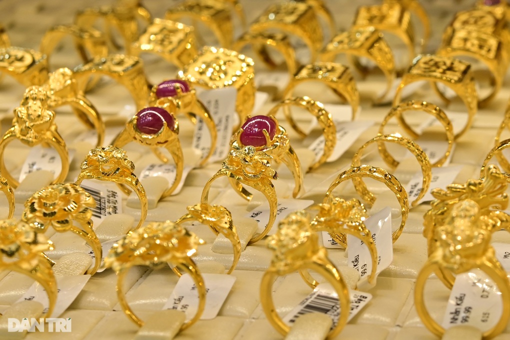 Giá vàng hôm nay ngày 16/6: Vàng miếng SJC lên 120,5 triệu đồng/lượng